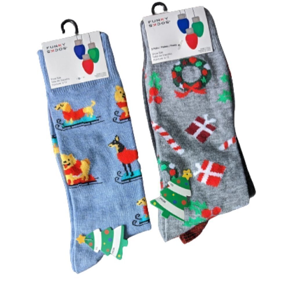 3 NWT Pairs of Men's Funky Socks Christmas Socks - Dogs on Skis